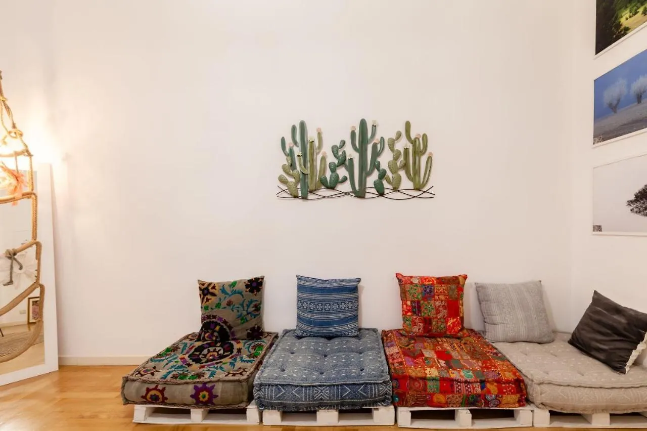 Museum Luxury Suites Naples Bed & Breakfast