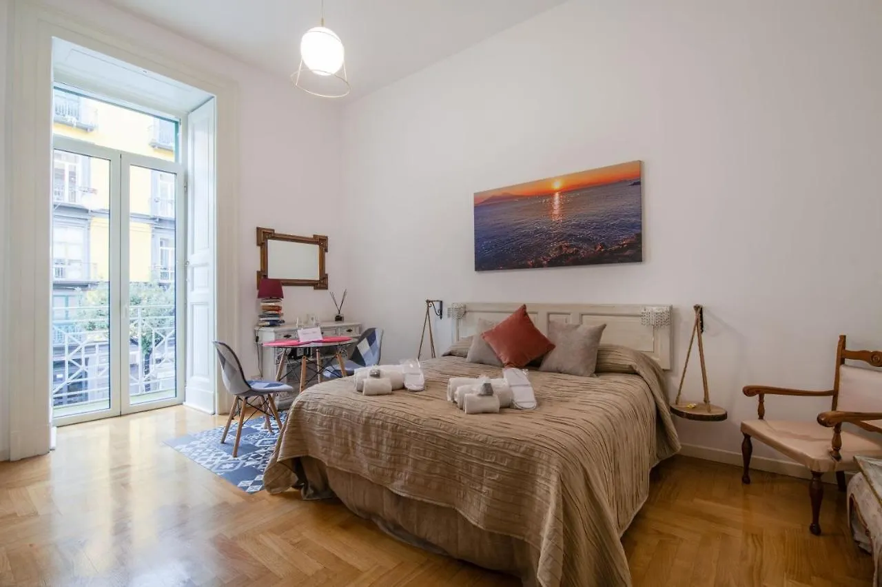 ** Bed & Breakfast Museum Luxury Suites Naples Italy